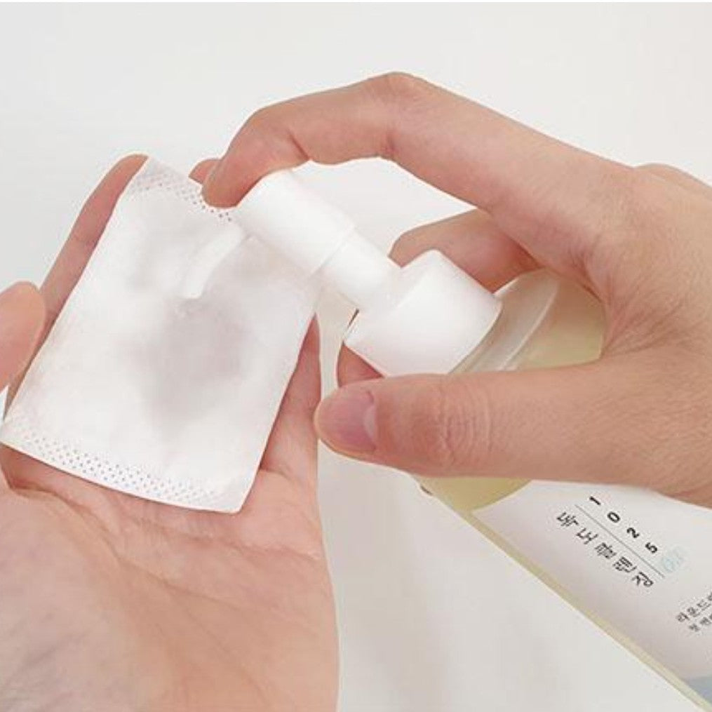 1025 Dokdo Cleansing Oil - ROUND LAB